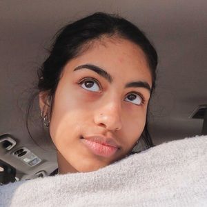 Meet your Posher, Asha